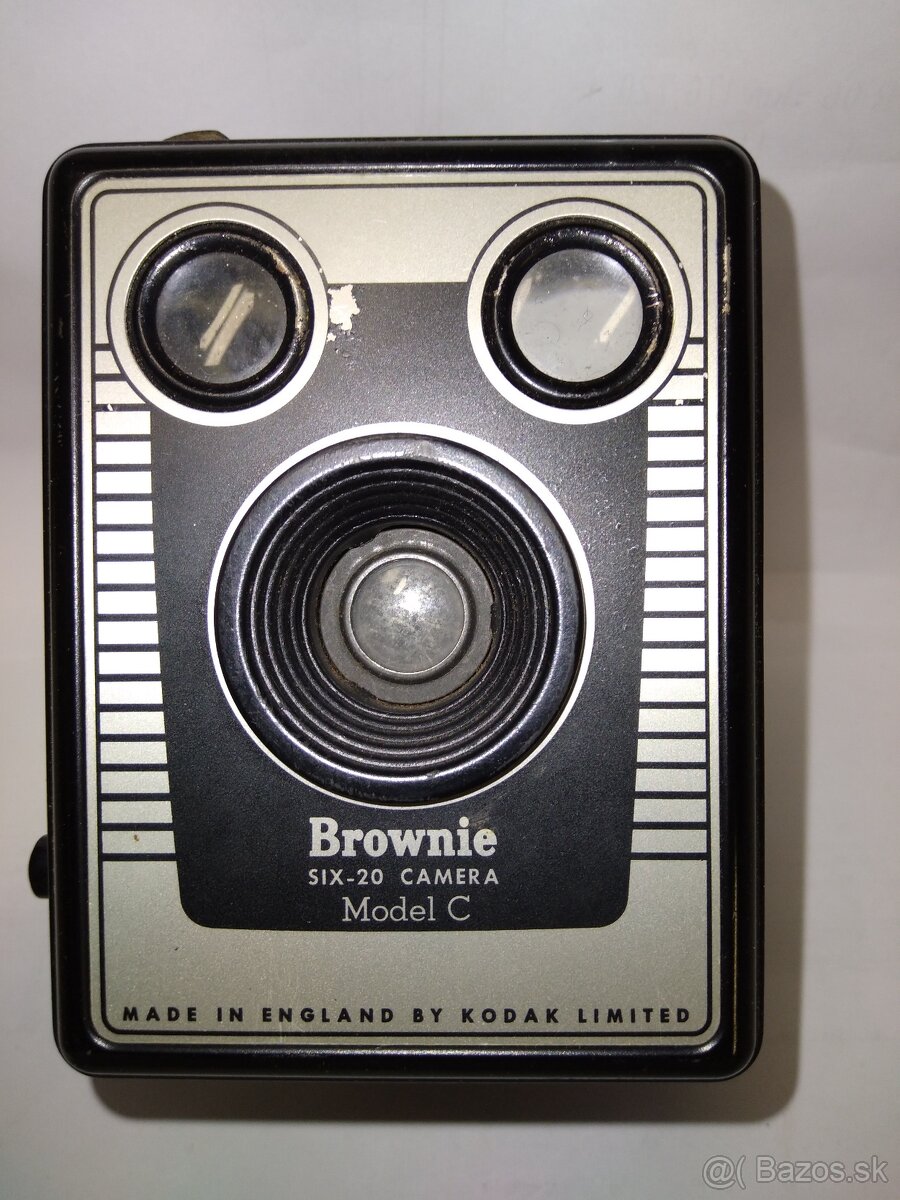 Kodak Six-20 Brownie.