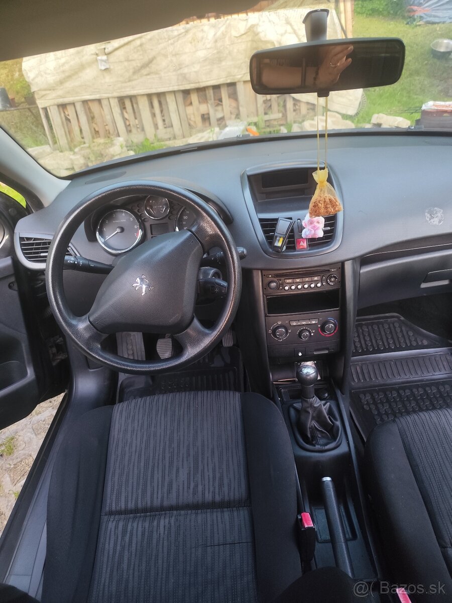 Predám Peugeot 207 SW