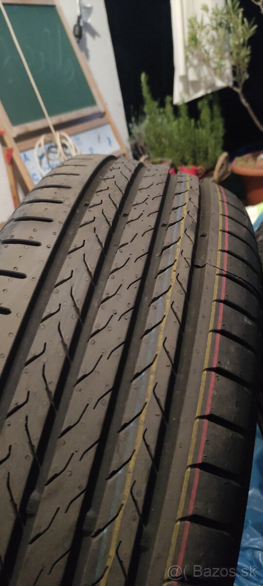 pneumatiky 215/60 r18