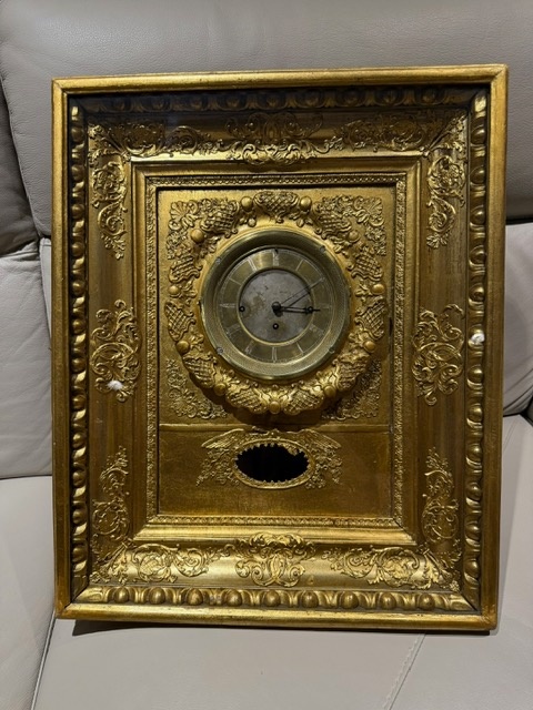 Starožitné nástenné hodiny z 19. st.