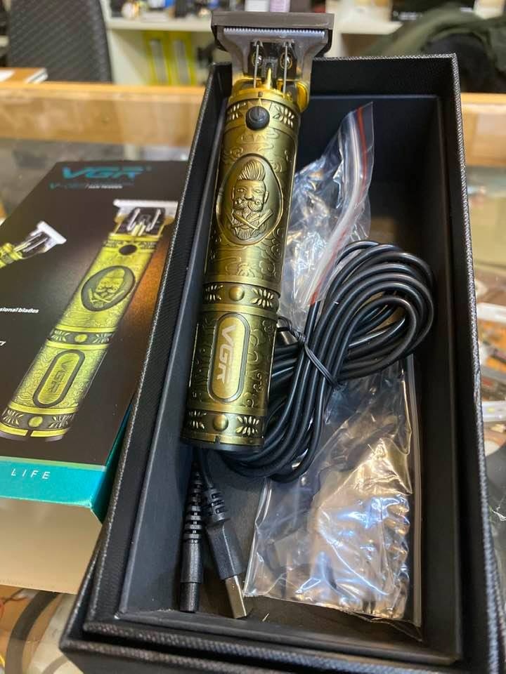 strojcek barber 20 eur