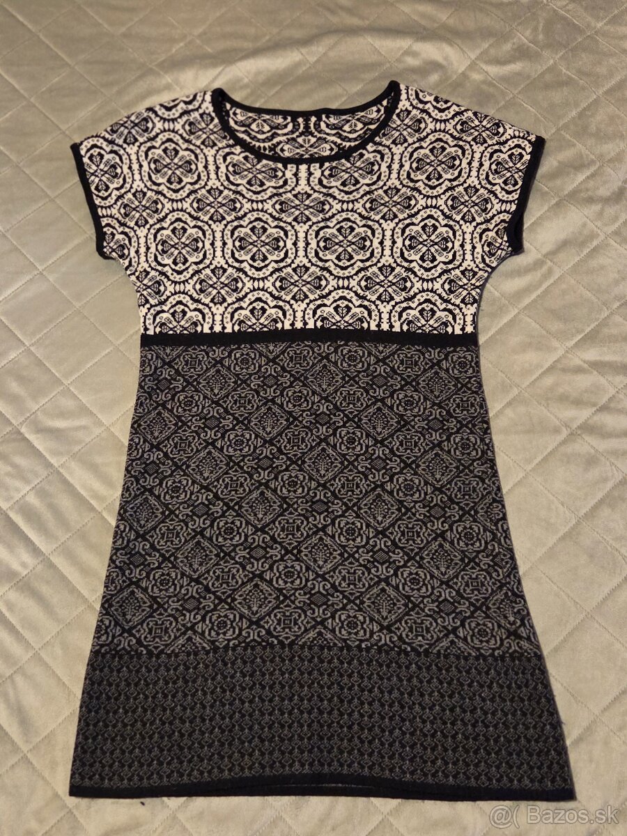 Vlnené šaty veľkosť S/M