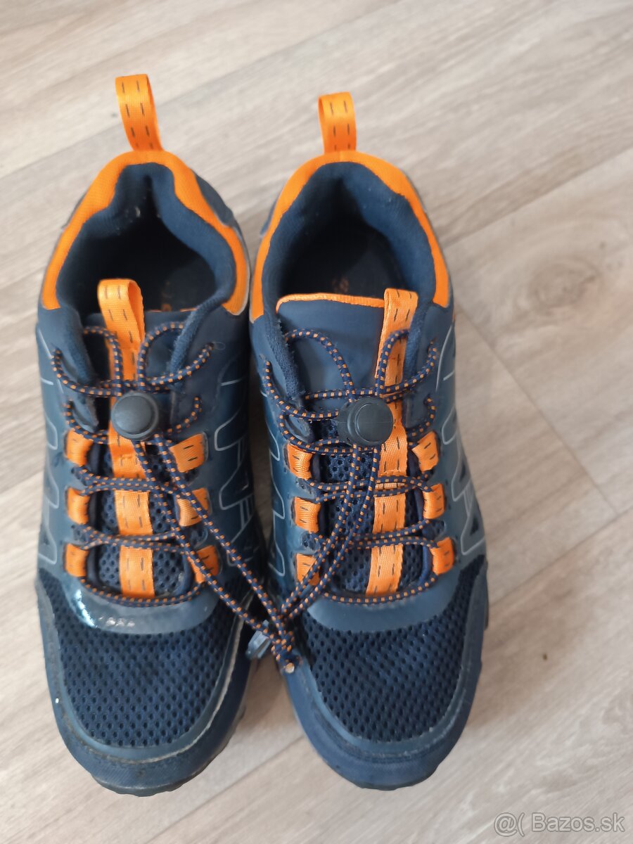 Turisticke topanky Crossroad v.37