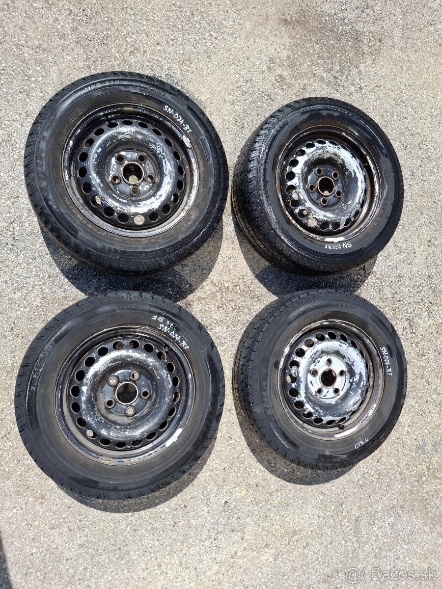 215 / 65 R16 C matador plechové disky