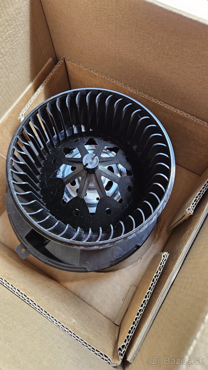 Vnútorný ventilátor 60e9005 jpn