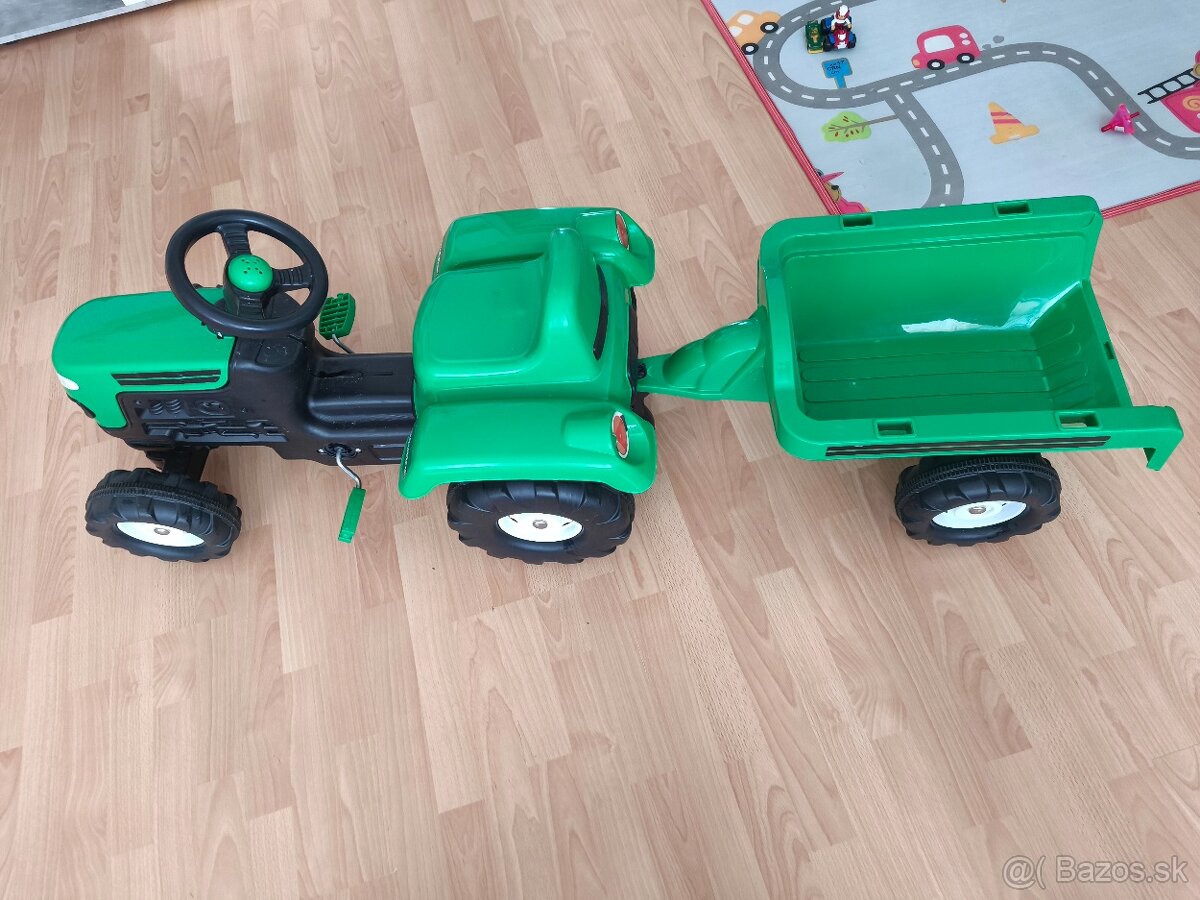 Šlapaci traktor