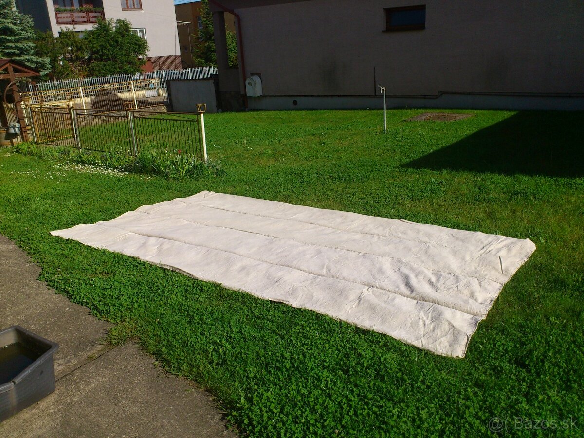 Plachta s prirodneho ľanu