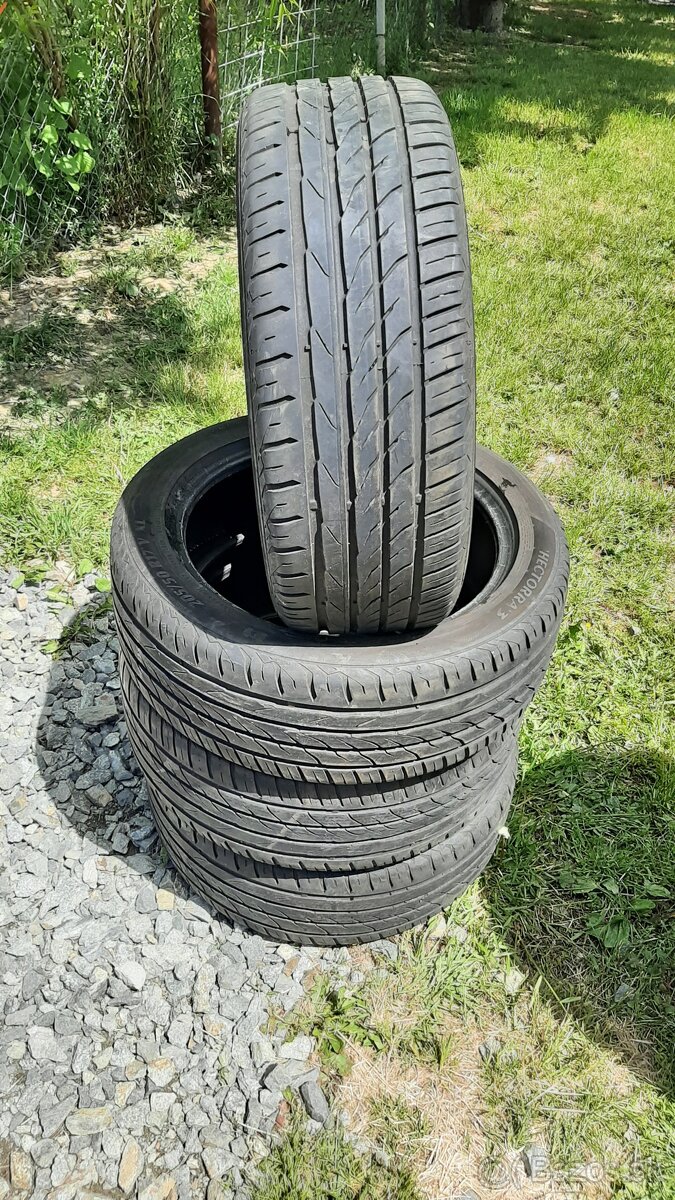 205/50r17 93V Matador Letne