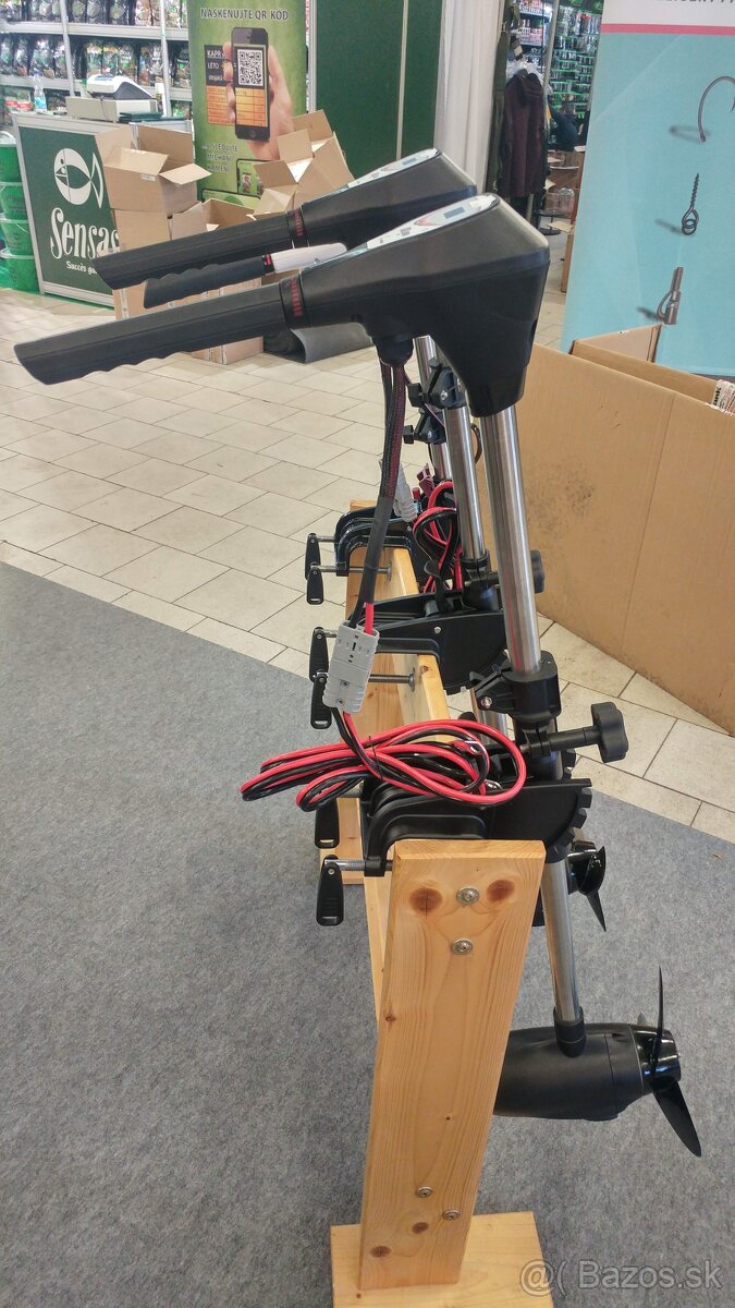 Predám lodný závesný elektrický motor + bateria.