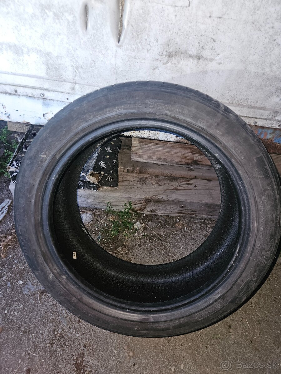 Hankook 225/45 R17