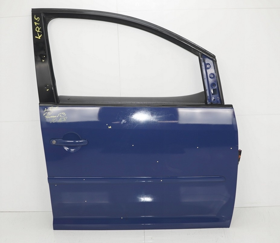 VW Touran 1T r.010-16 predne prave dvere