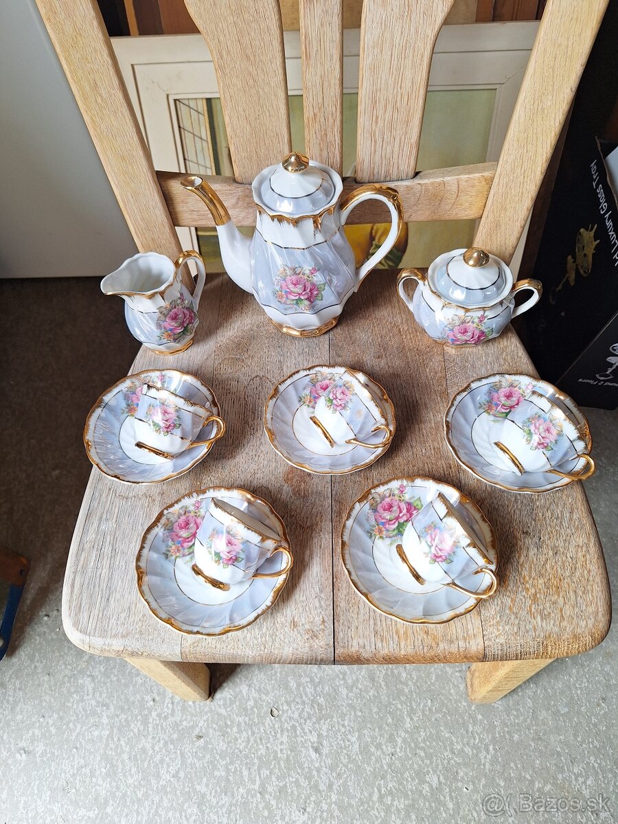 Porcelanova cajova suprava