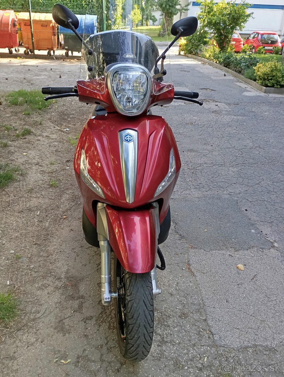 Predám skúter Piaggio Beverly 350