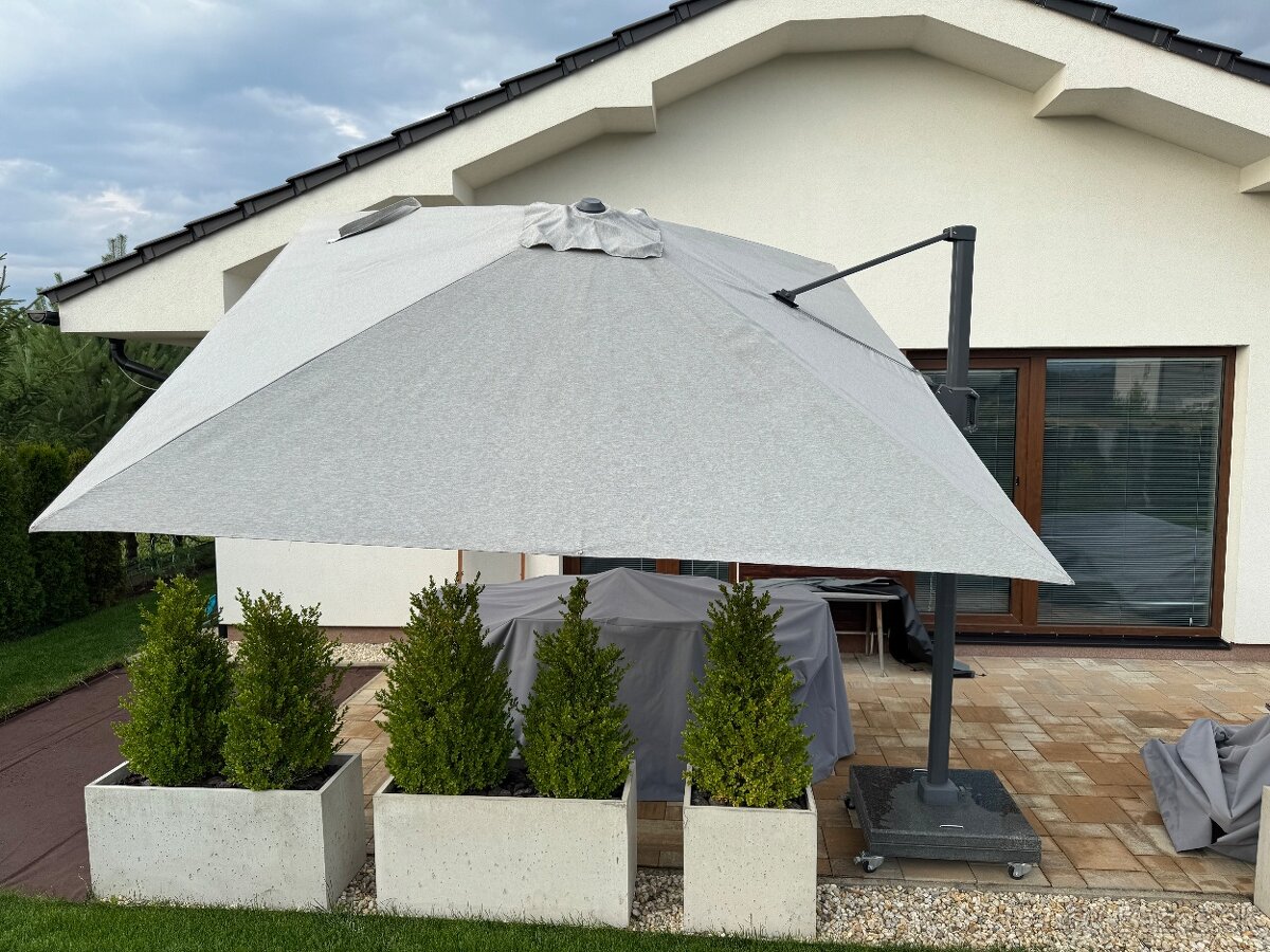 ZÁHRADNÝ SLNEČNÍK PREMIUM 3M X 3M