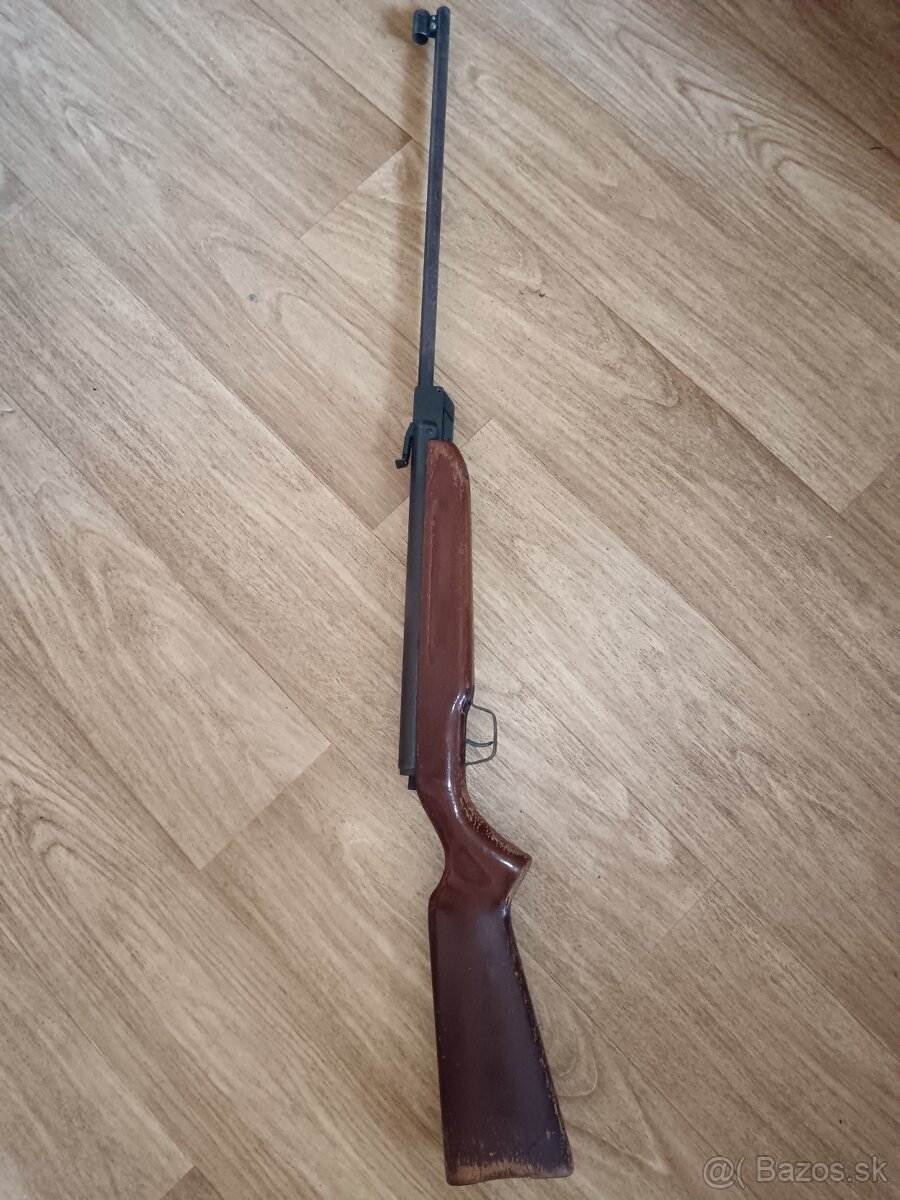 Vzduchovka Slavia 630 vz 77