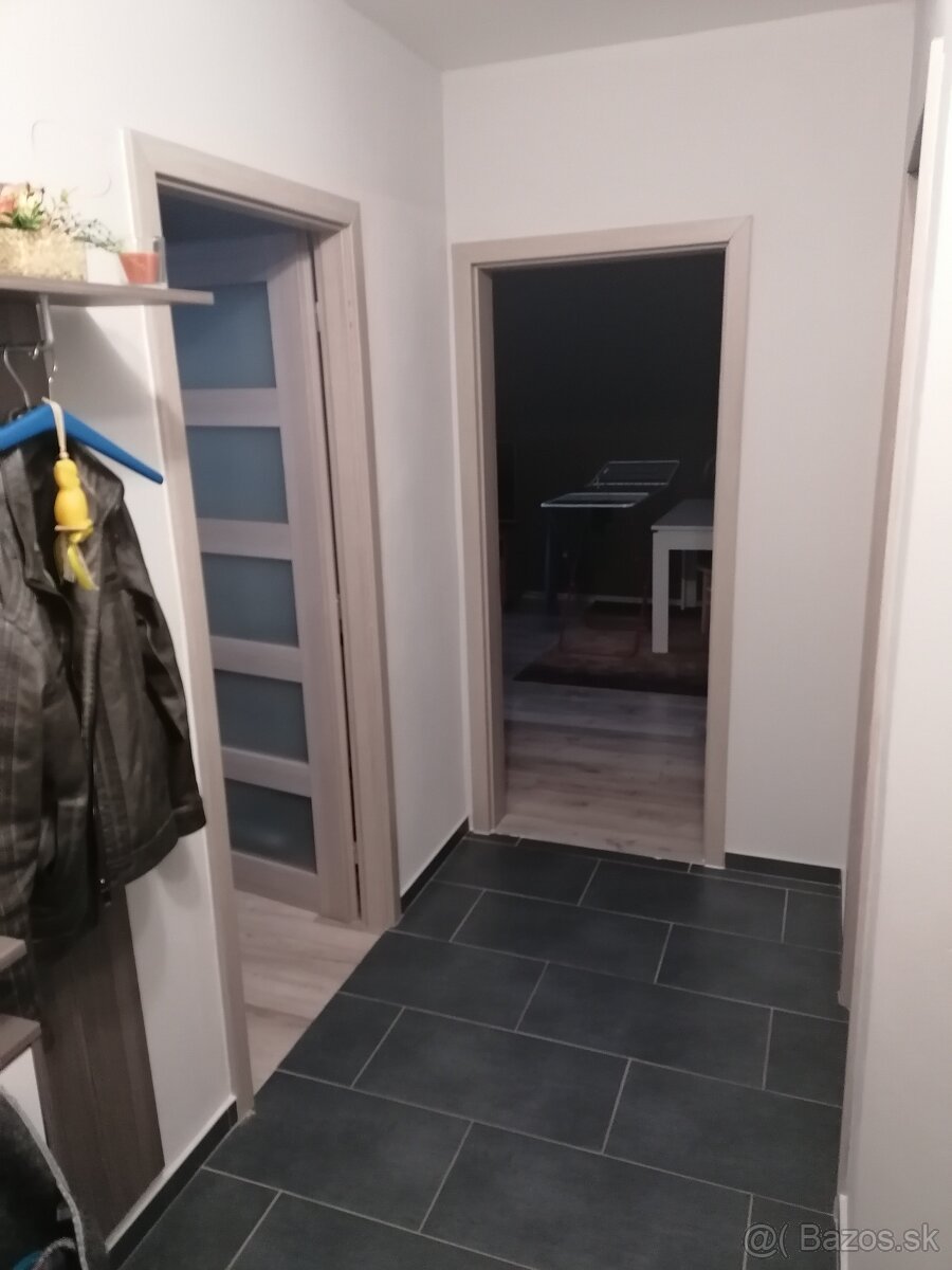 Na predaj 2-izbový byt po rekonštrukcii – 54 m² NMnV