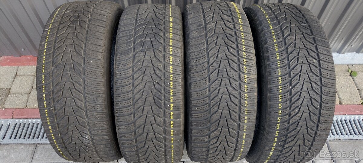 Zimne pneumatiky HANKOOK 225/45R18 95V