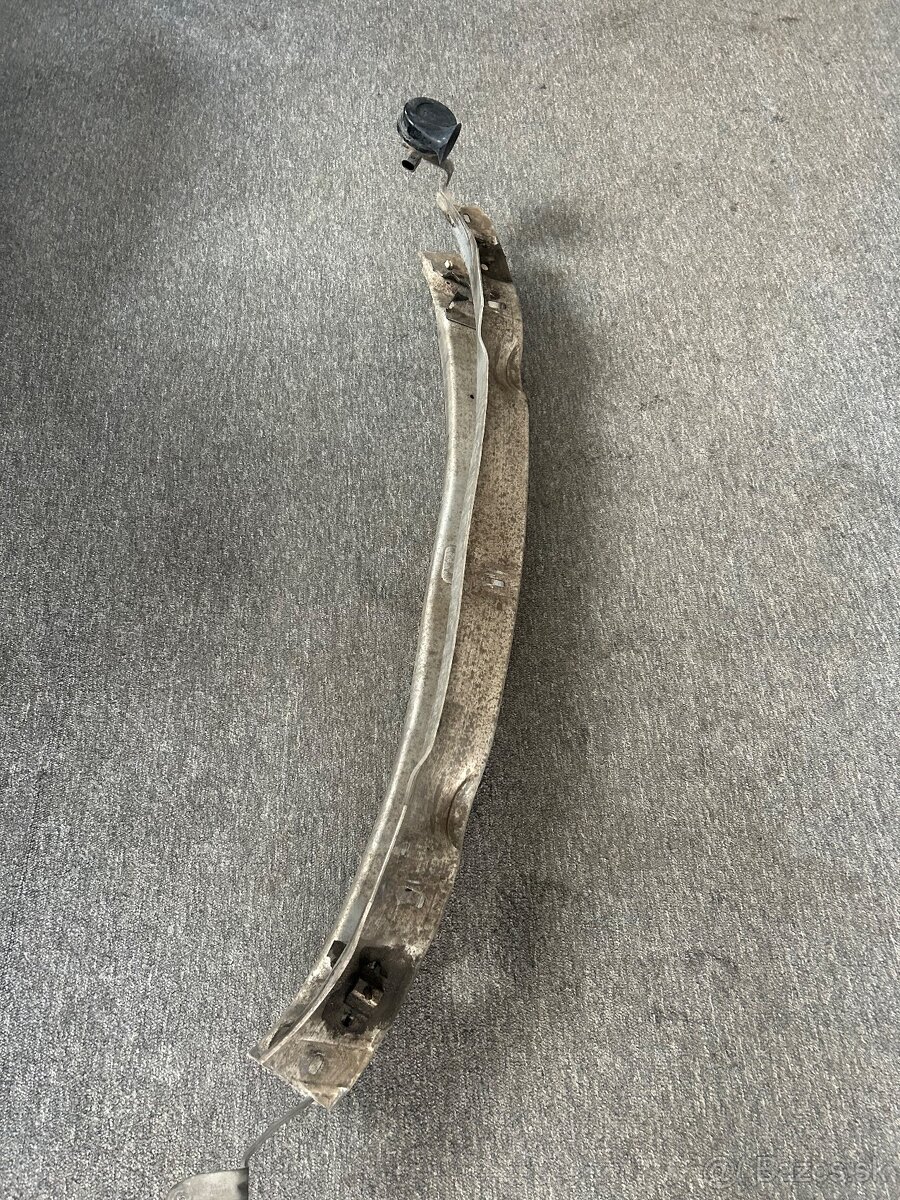 Výtuha nárazníka Audi a4 b6