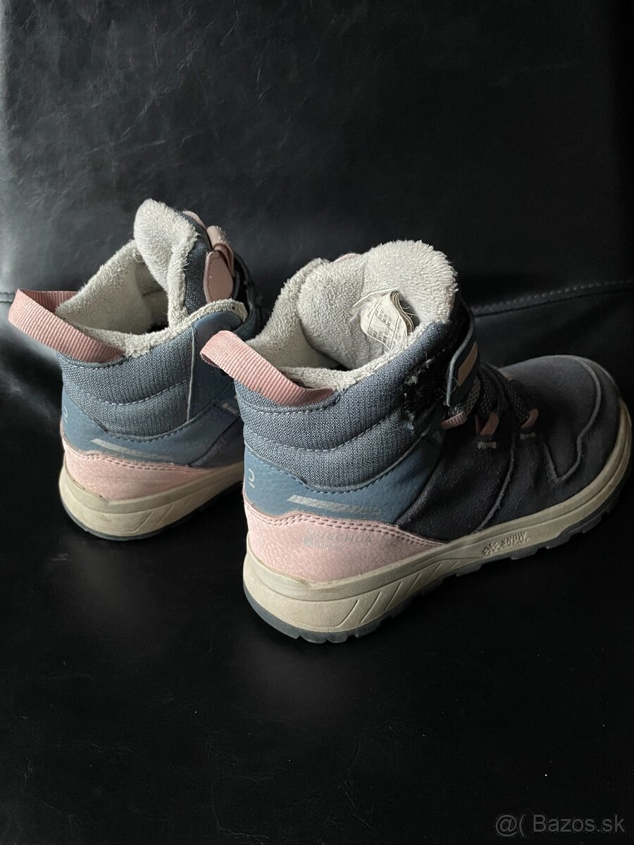 Turisticke detske topanky Quechua