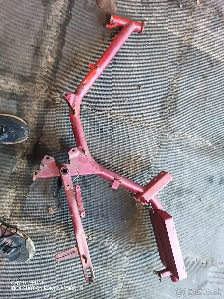 Predám rám na Babettu 210