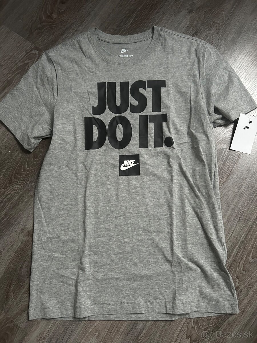 Nové tričko značky Nike
