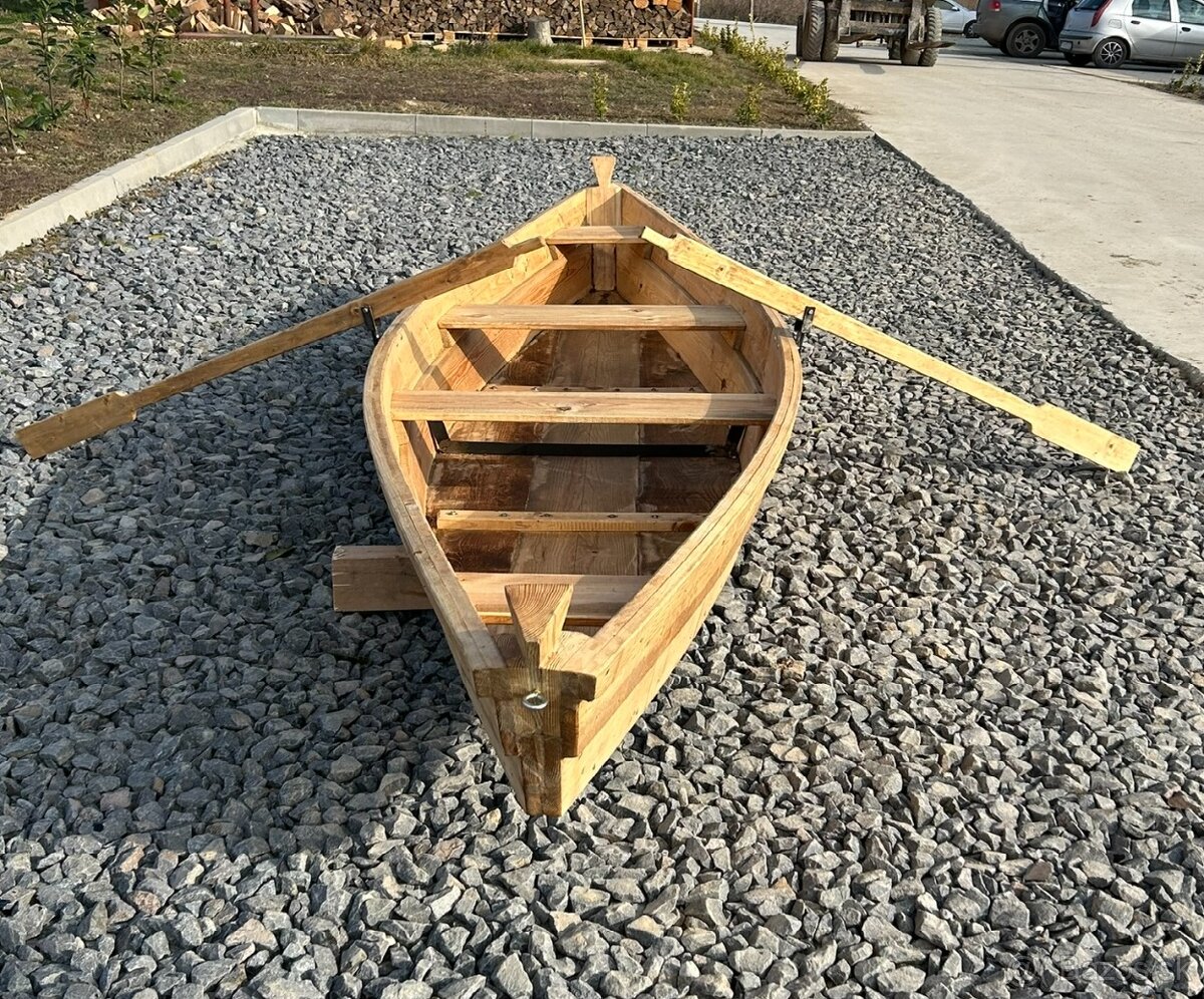 kanoe,čln