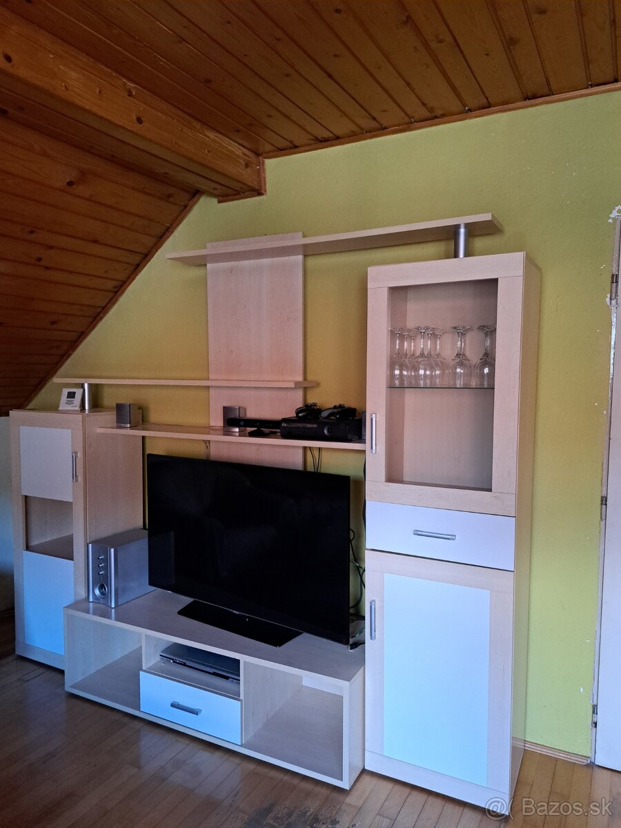 Predam Obývaciu stenu