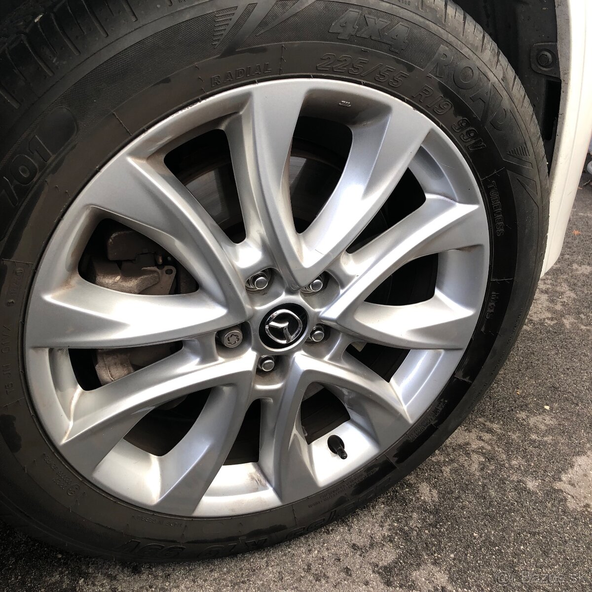 Predám hliníkové disky s pneumatikou na mazda CX5
