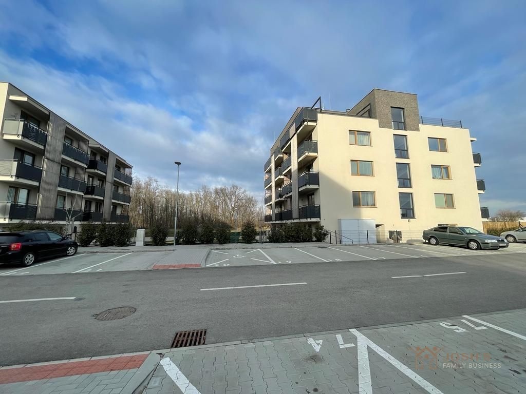 Prenajmem 2i byt, novostavba,zariadeny,parking, Hamuliakovo