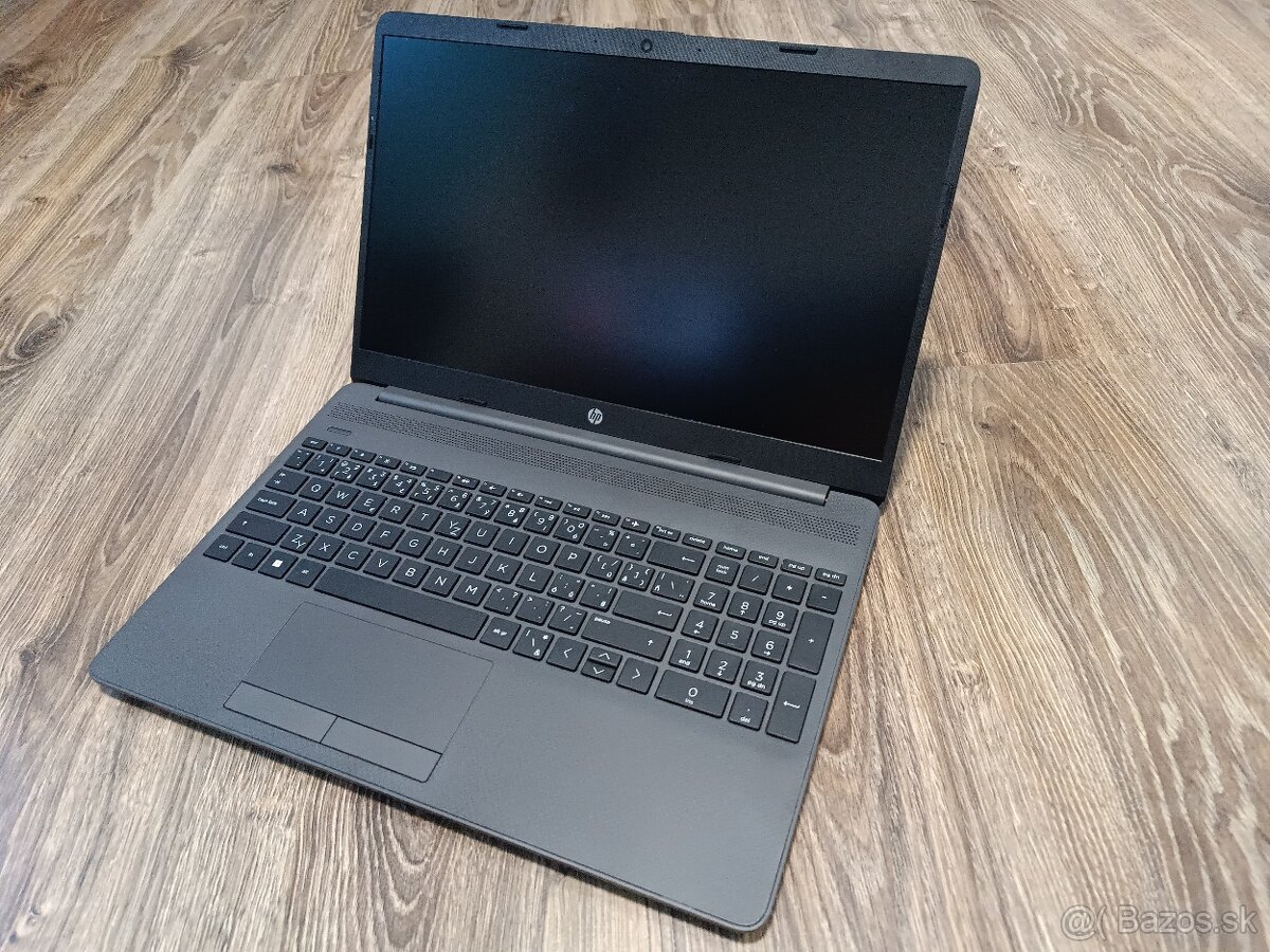 Predám nepoužívaný Notebook HP 255 G8