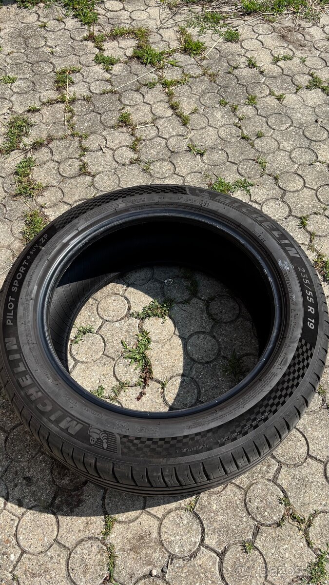 Letné gumy 235/55r19 Michelin