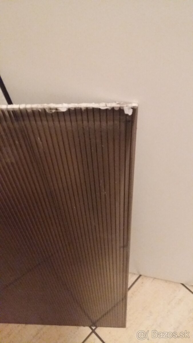 Lexan polykarbonát