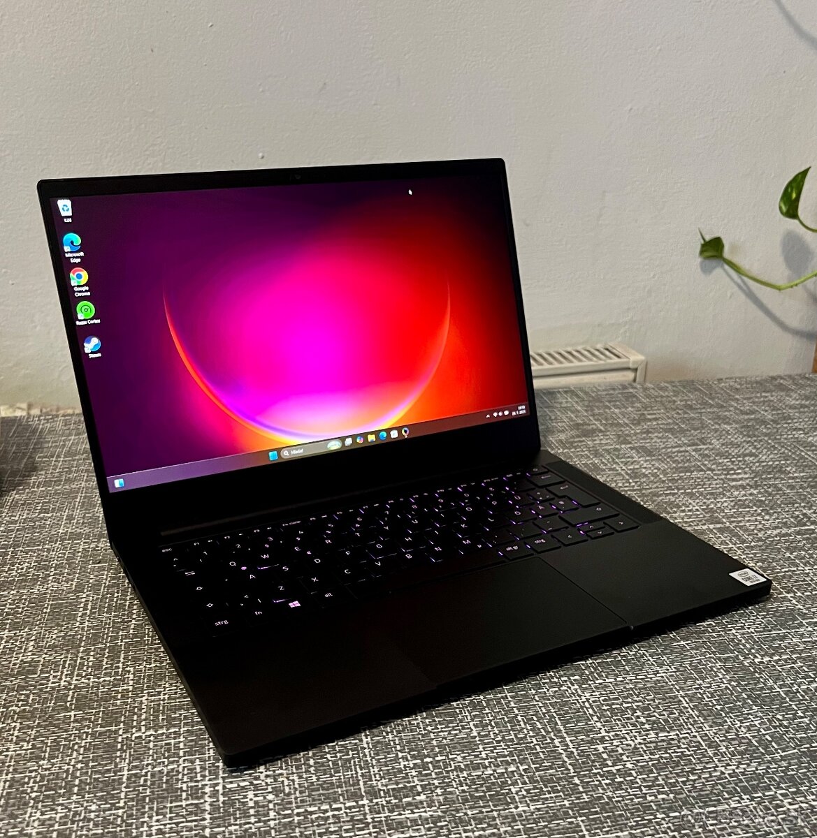 Razer Blade Stealth i7 ,gtx1650ti