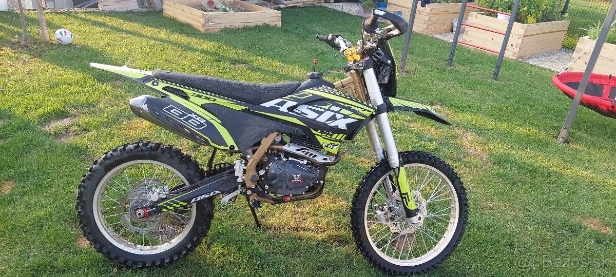 Asix XB88 300cc 2025
