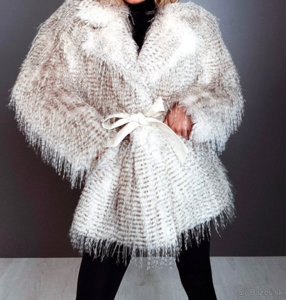 Pštrosí umelý kožuch