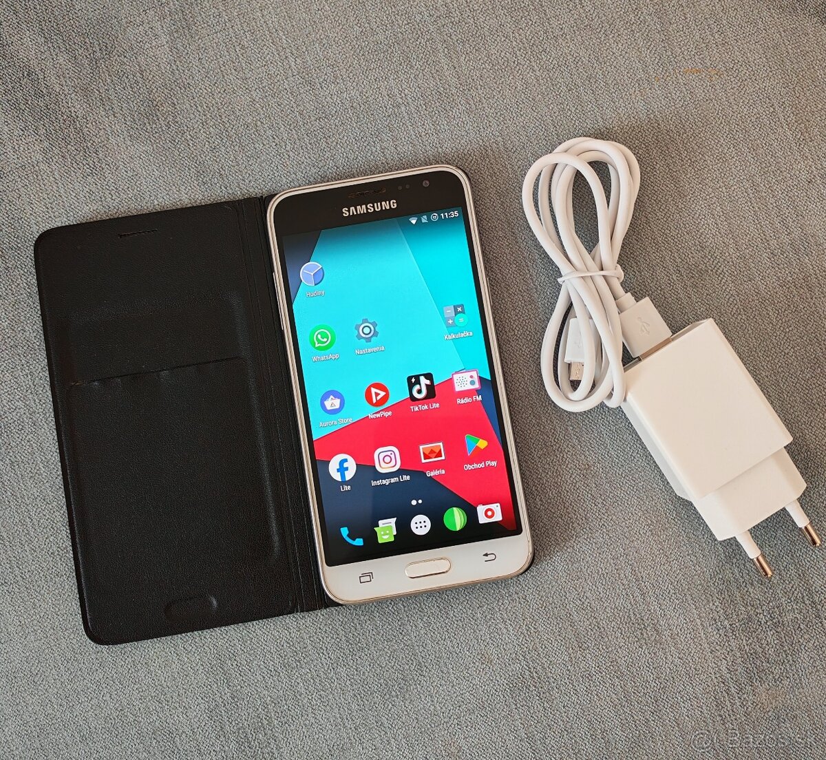 Samsung Galaxy J3 (6)