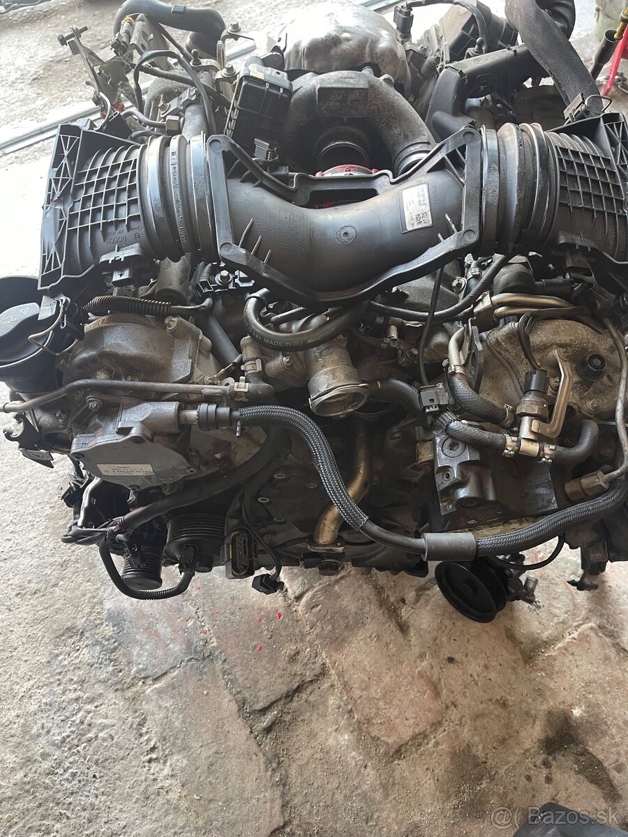 Mercedes om 642 350cdi rozpredam