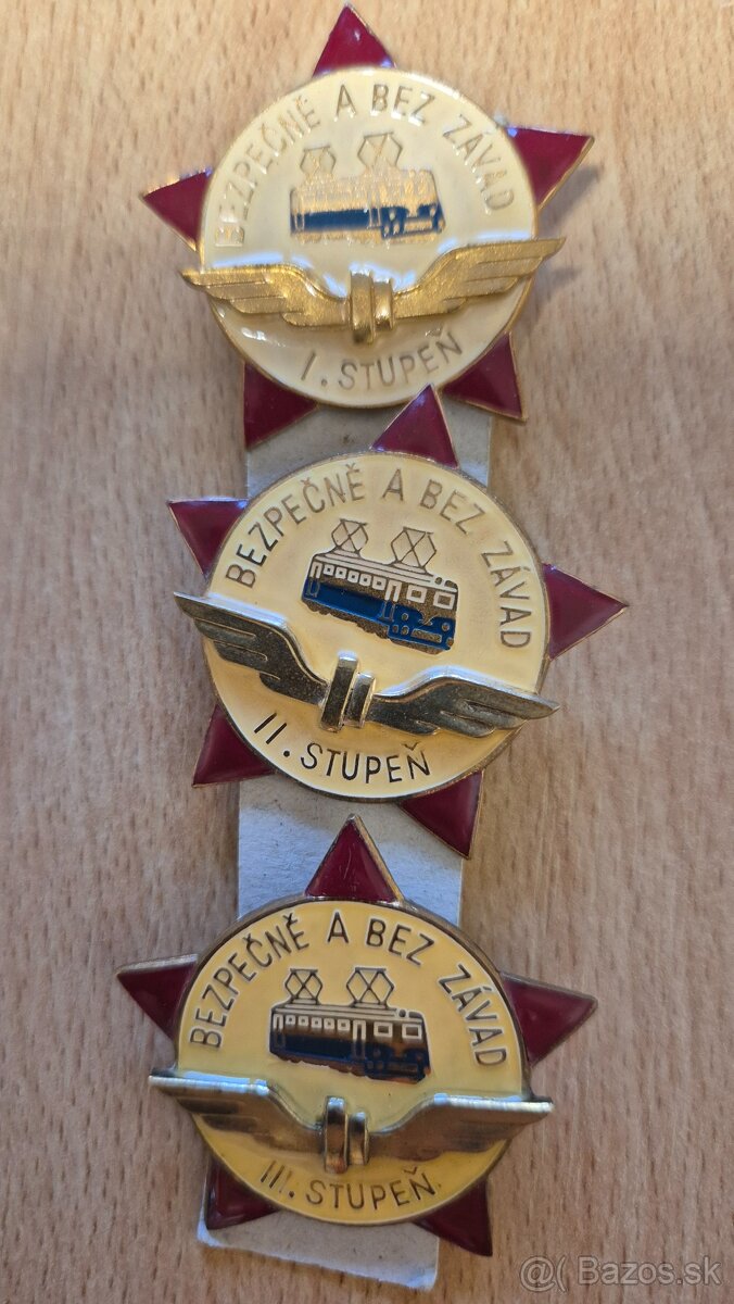 Odznaky retro BEZPEČNE A BEZ ZAVAD