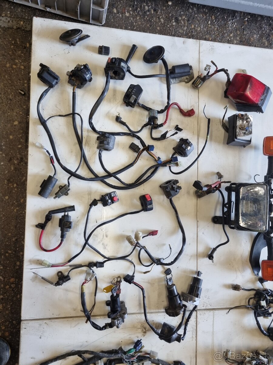 Yamaha xt tt  xtz 600 660 spínače prepínače svetlo