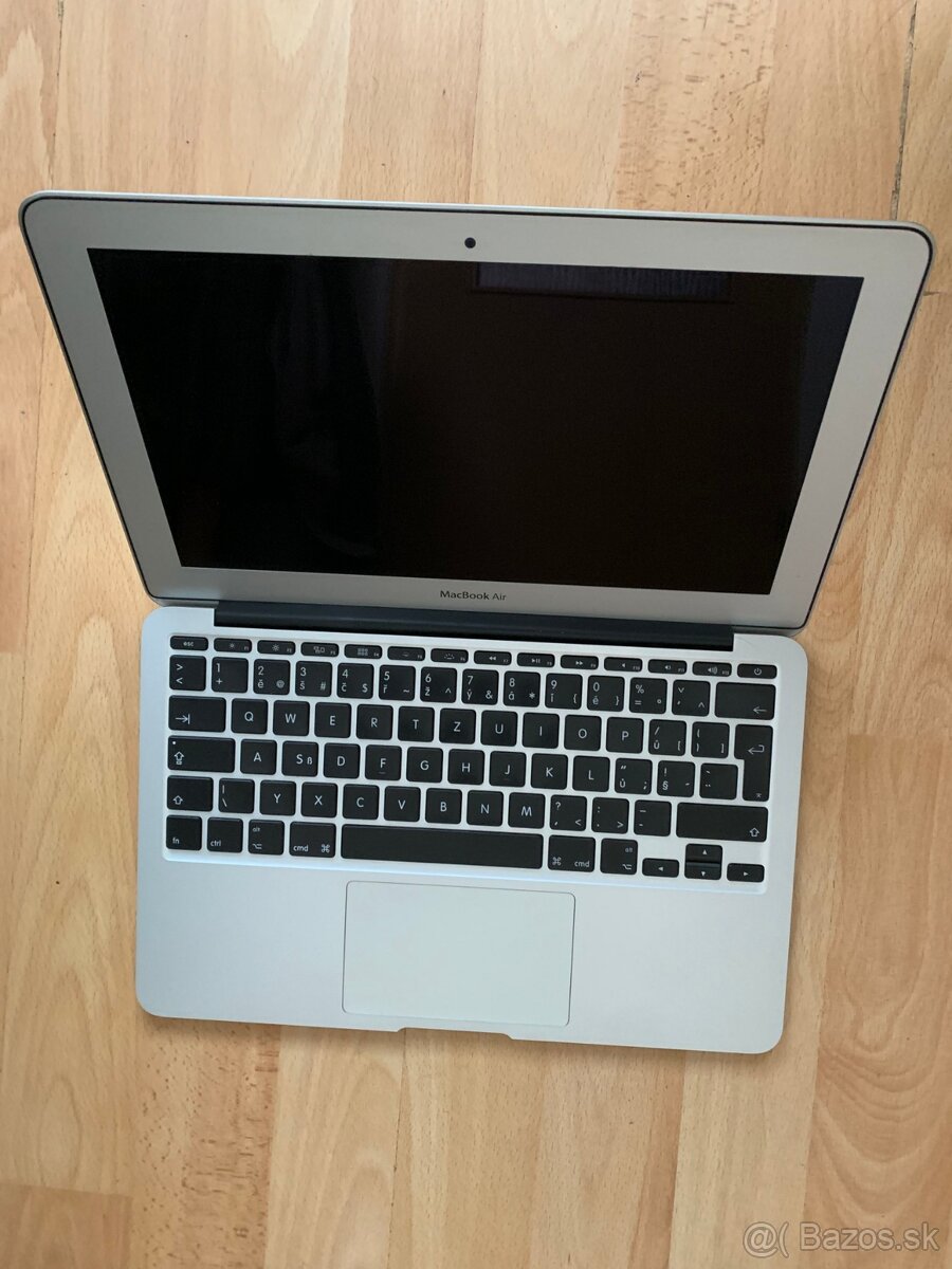 MacBook Air 11,6" (A1370, 2011) – bez SSD, na ND