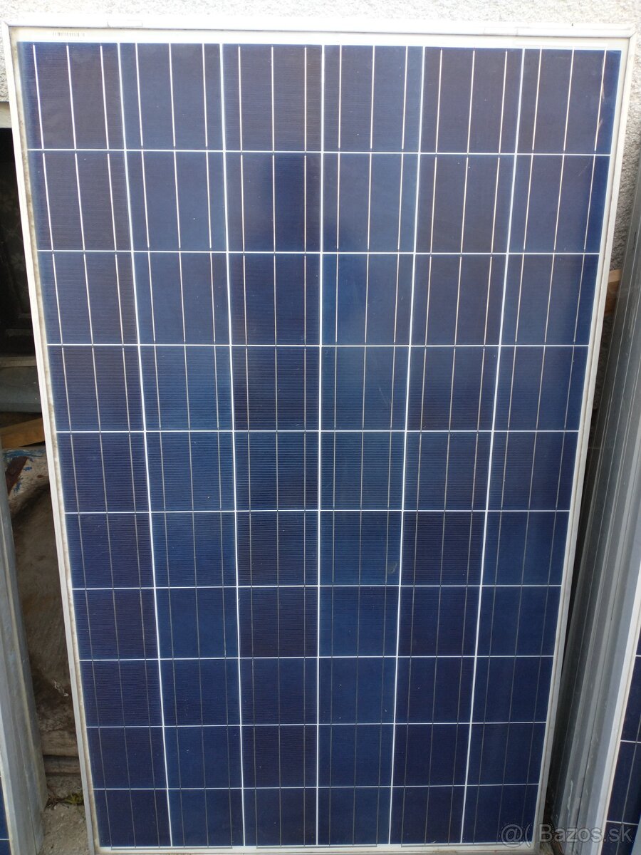 Predám solárne panely 250W, stále v záruke