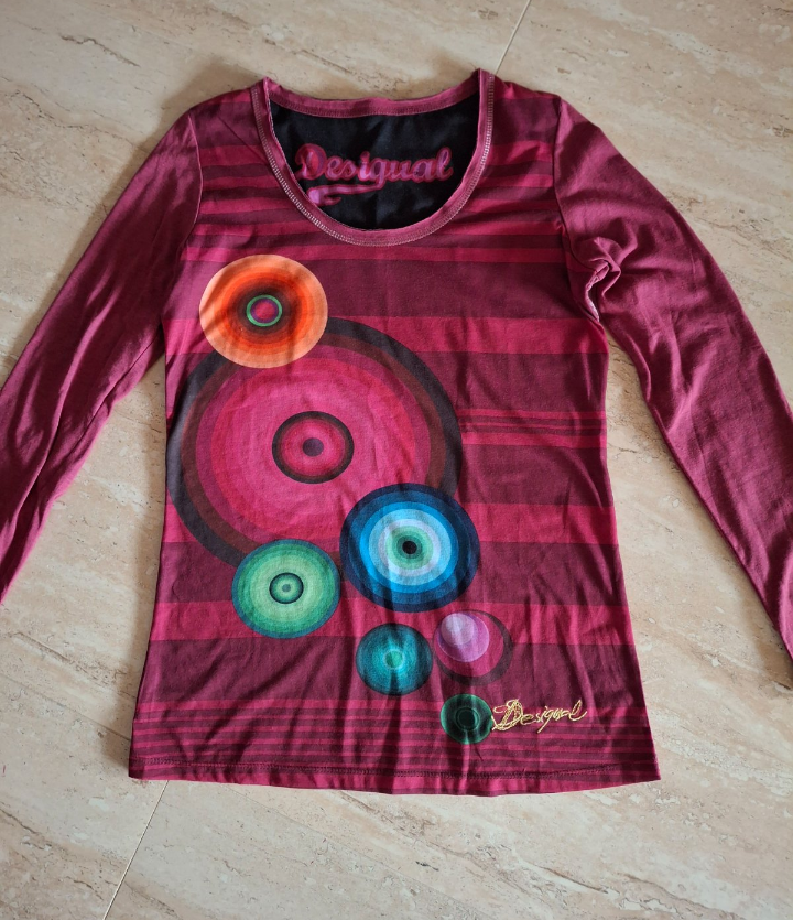 Desigual červené tričko
