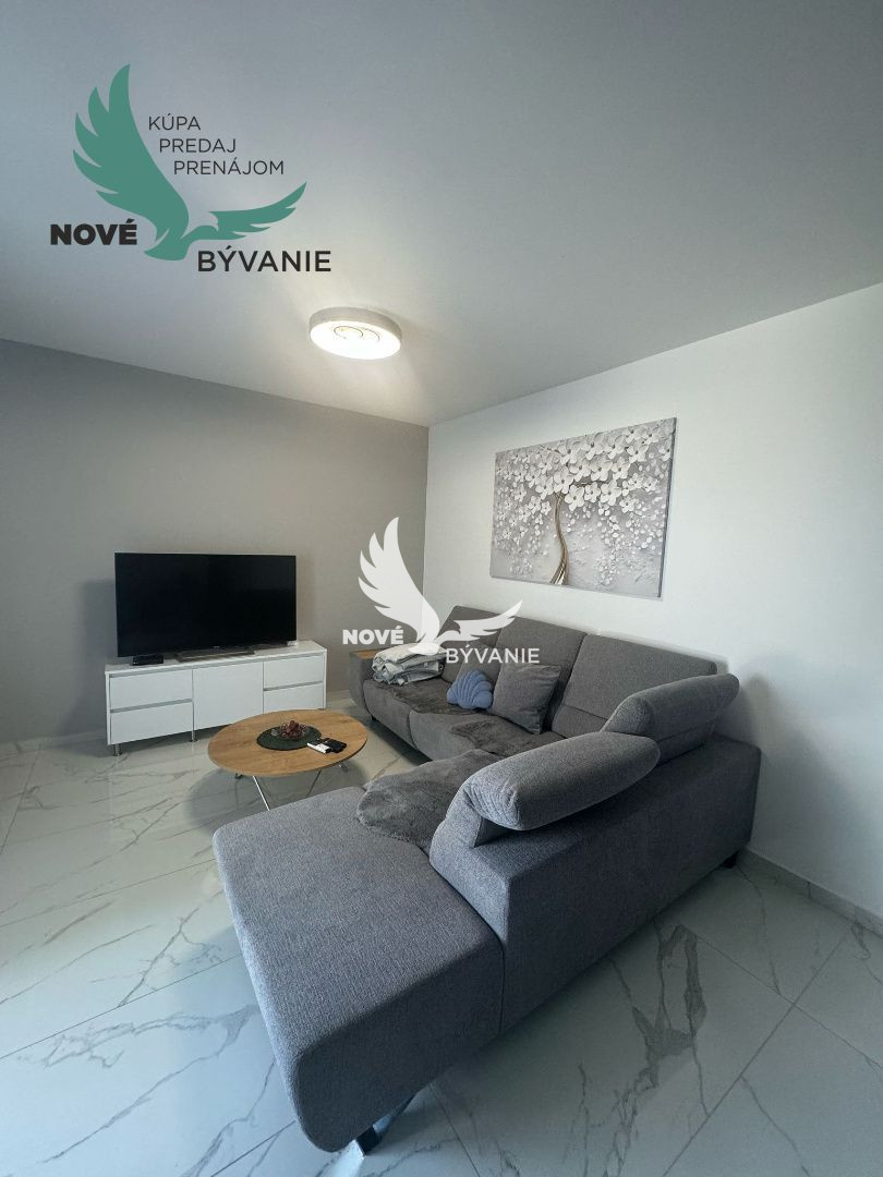 Novostavba so záhradou len 90m od pláže v Chorvátsku