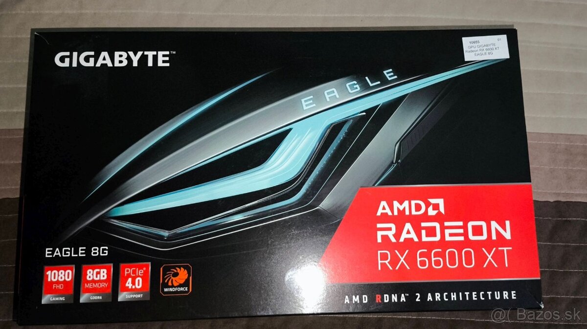 Gigabyte AMD RX 6600 XT EAGLE 8G