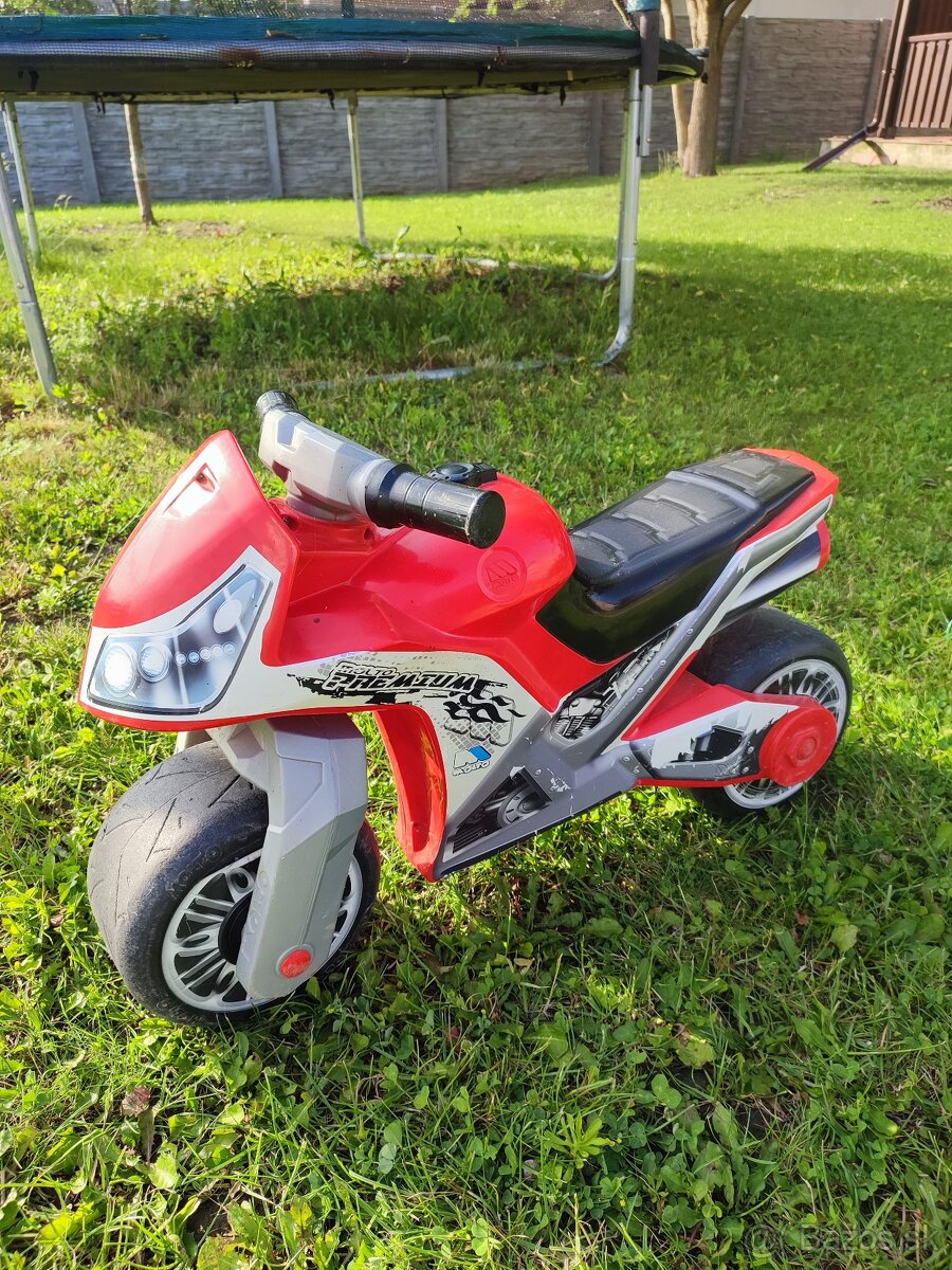 Odrážadlo motorka