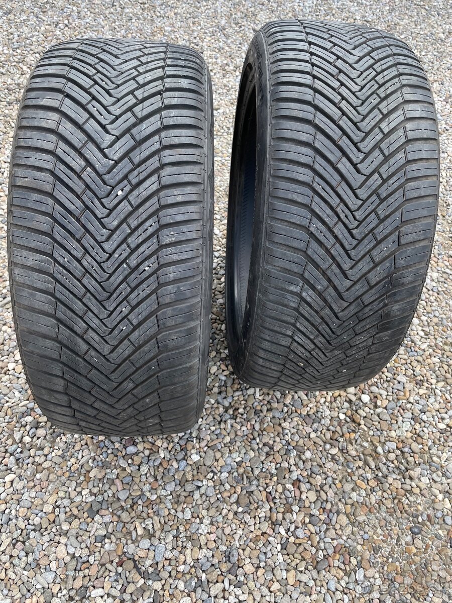 Continental allseason 235/40 r18