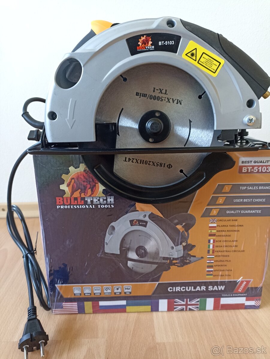 Okružná píla (kotúčová píla, maflík  2250 W/185 mm s laserom