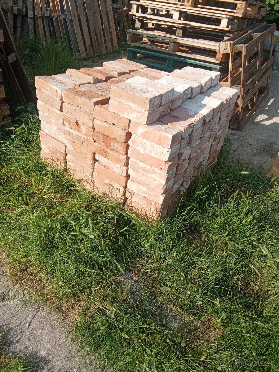 Odvoz starých tehál