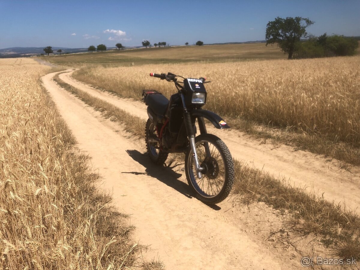 YAMAHA DT 125
