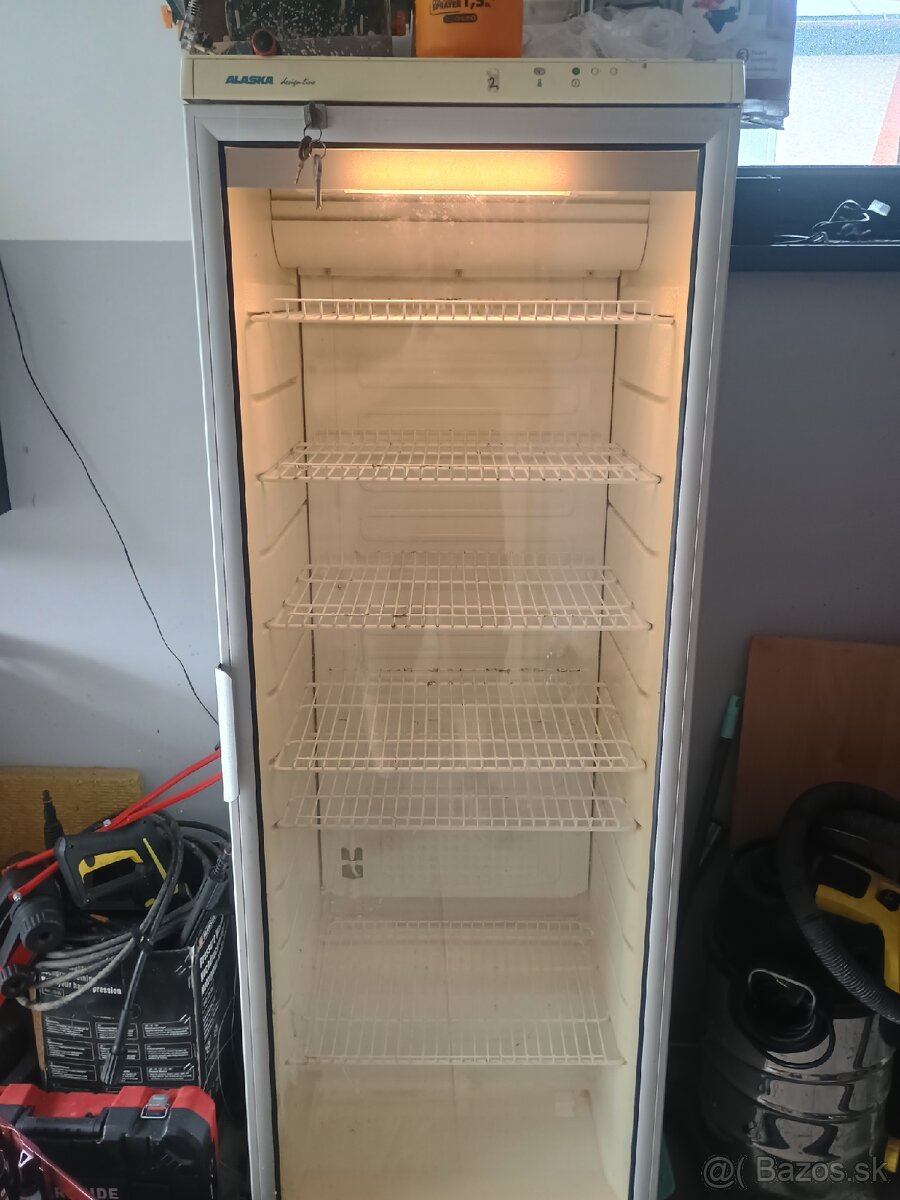 Predám presklenú chladničku Alaska GBC 3550